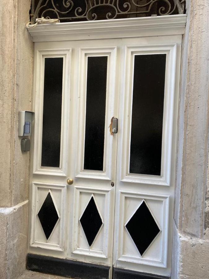 Aparthotel FIVE STARS DUPLEX - 6 Personnes à Marseille Extérieur photo